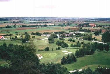  Golfplatz Ansicht von der Burg Colmberg